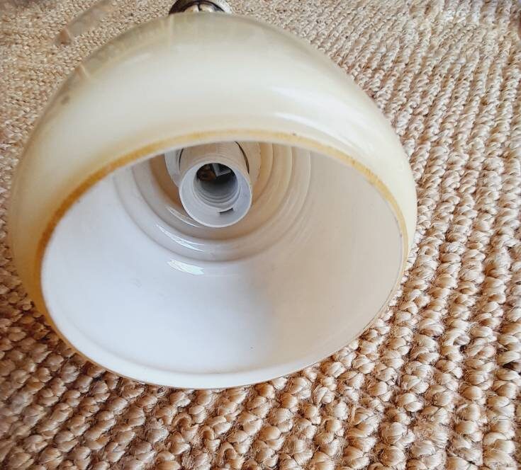 malutka lampa wisząca